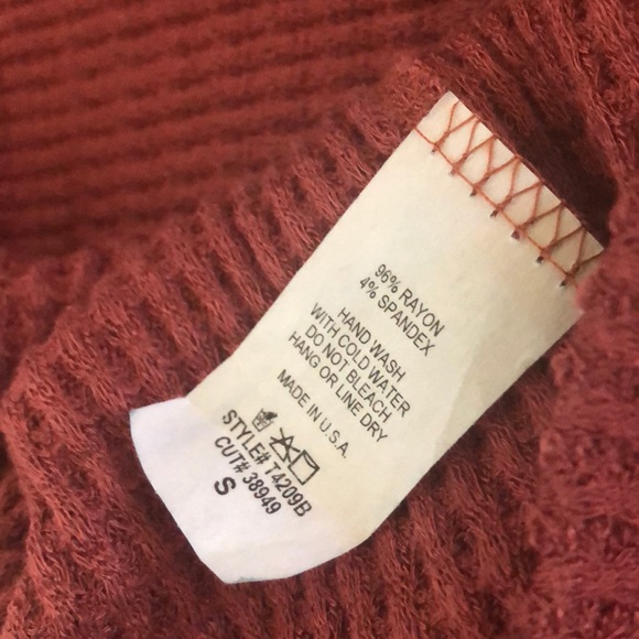 Rust thermal Altar’d State - Picture 4 of 4